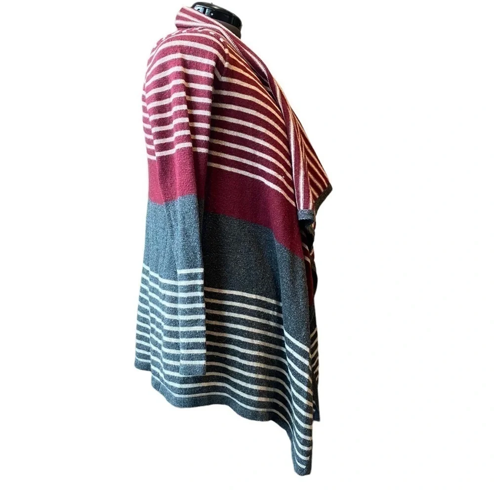 Anthropologie Mystree Large Burgundy gray open front cardigan waterfall hem